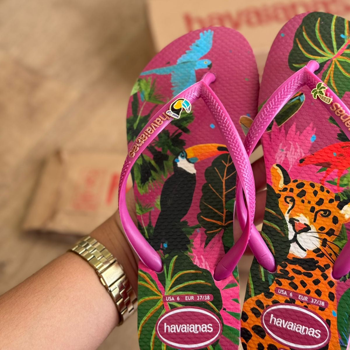 Havaianas Slim Summer Bliss + Pin Tucano e Coqueiro