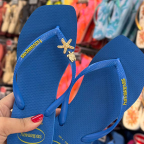 Havaianas Slim Square + Pin Tartaruga e Estrela do Mar