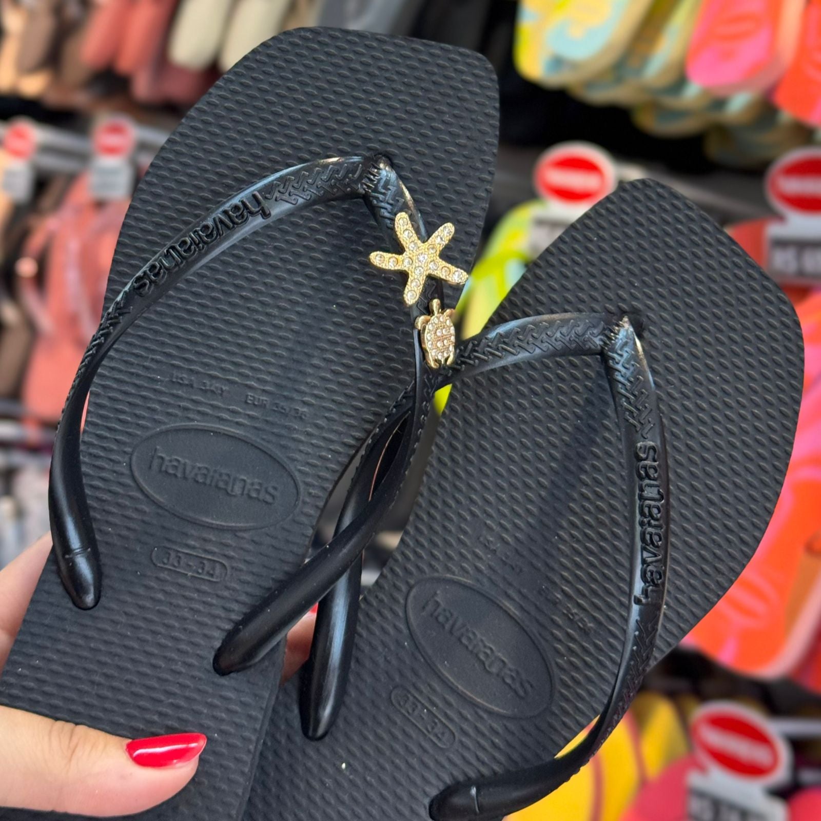 Havaianas Slim Square + Pin Tartaruga e Estrela do Mar