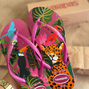 Havaianas Slim Summer Bliss + Pin Tucano e Coqueiro